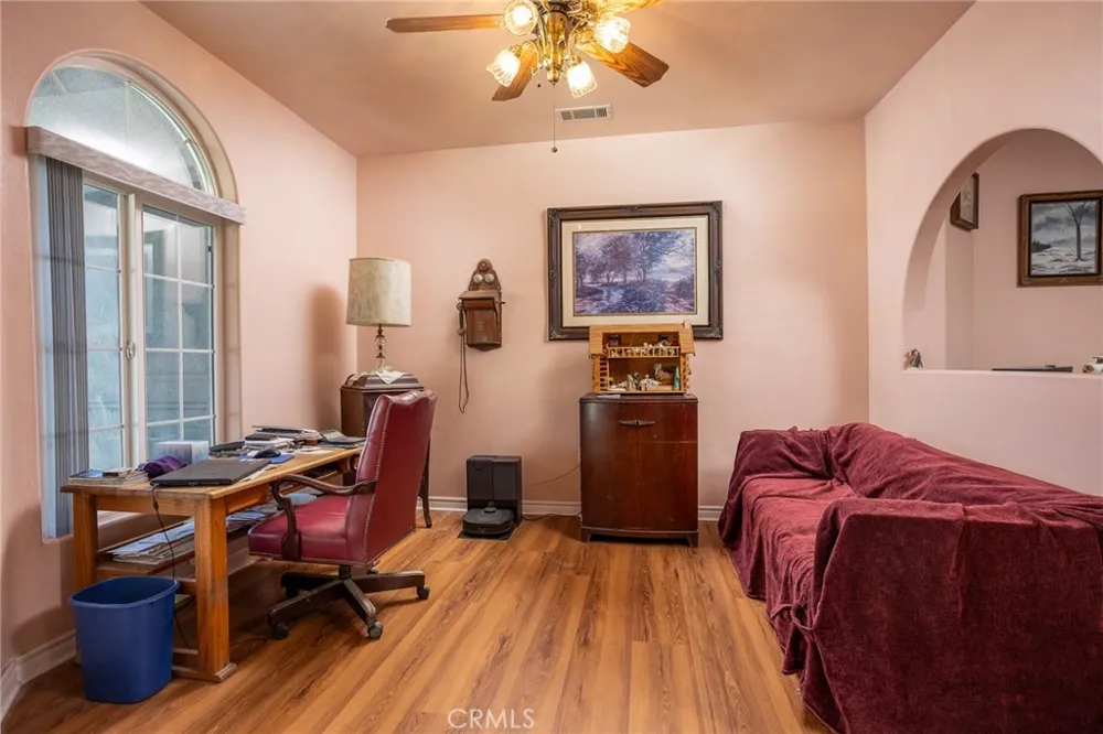 1220 Smoke Tree Pinon Hills, CA 92372
