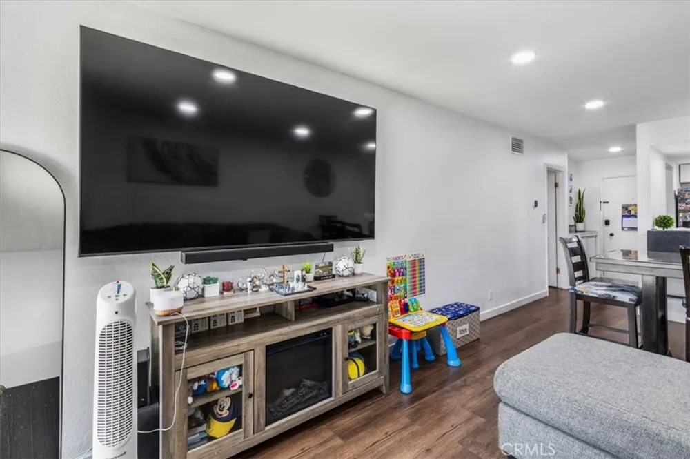 278 Wilshire #129 Anaheim, CA 92801