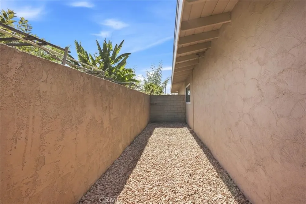 1623 S Lang West Covina, CA 91790