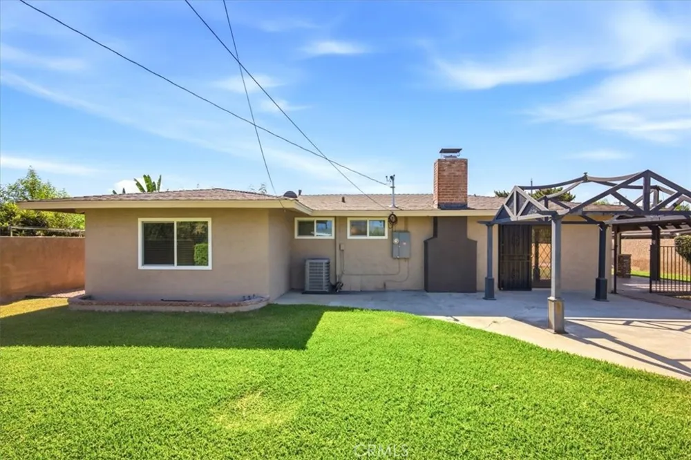 1623 S Lang West Covina, CA 91790