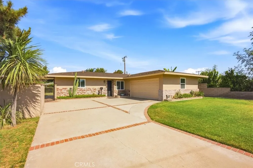 1623 S Lang West Covina, CA 91790