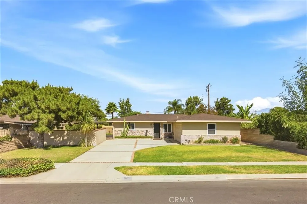 1623 S Lang West Covina, CA 91790