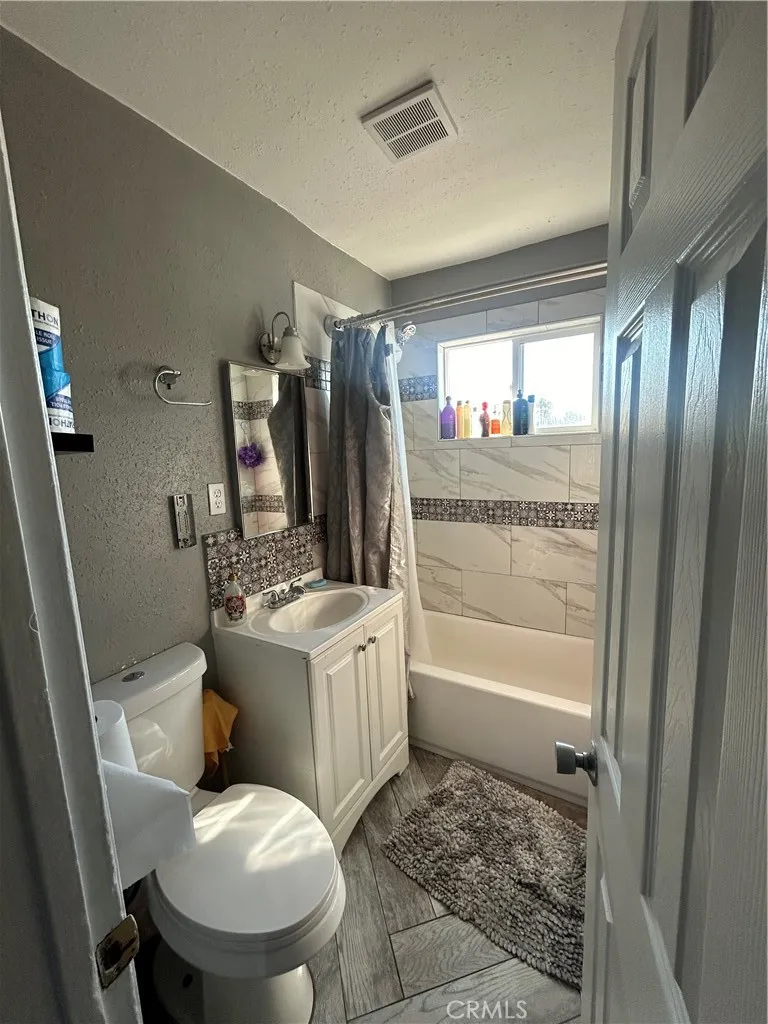3753 Harriman Los Angeles, CA 90032