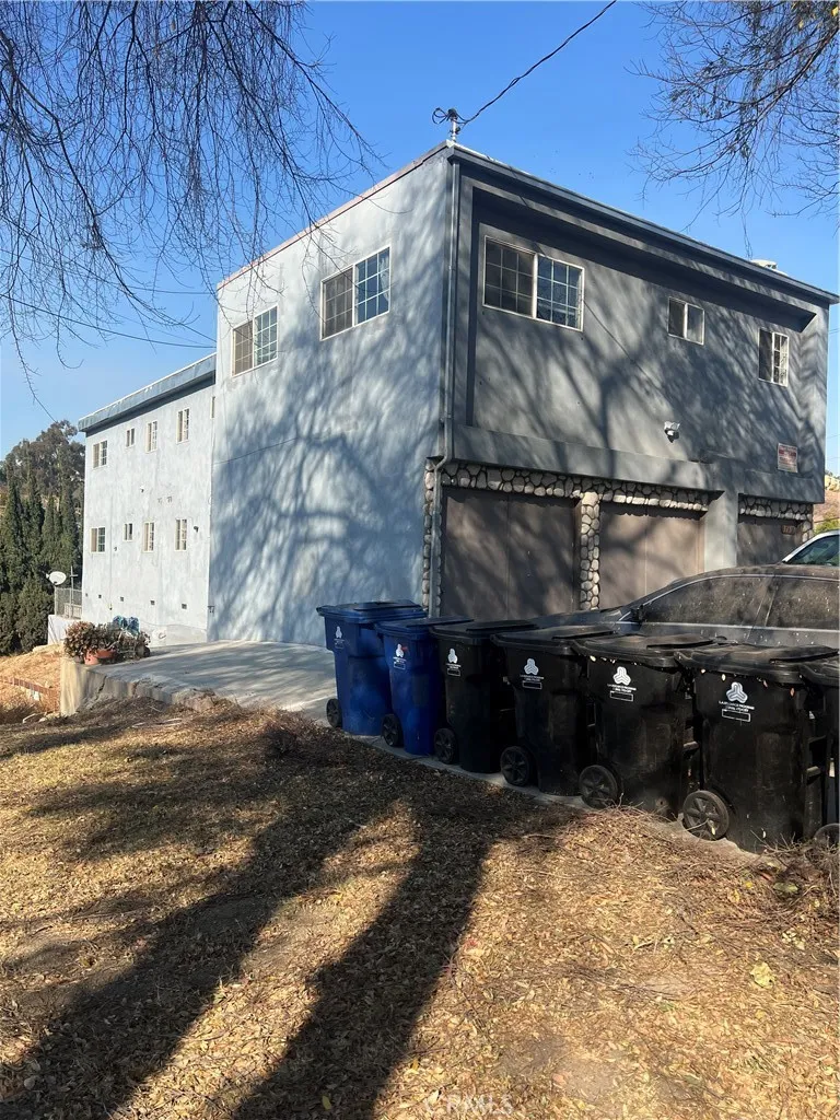3753 Harriman Los Angeles, CA 90032