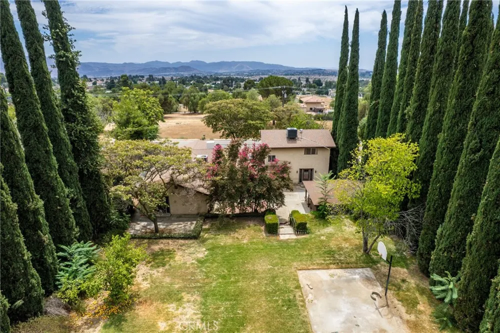 40462 Dutton Street Beaumont, CA 92223