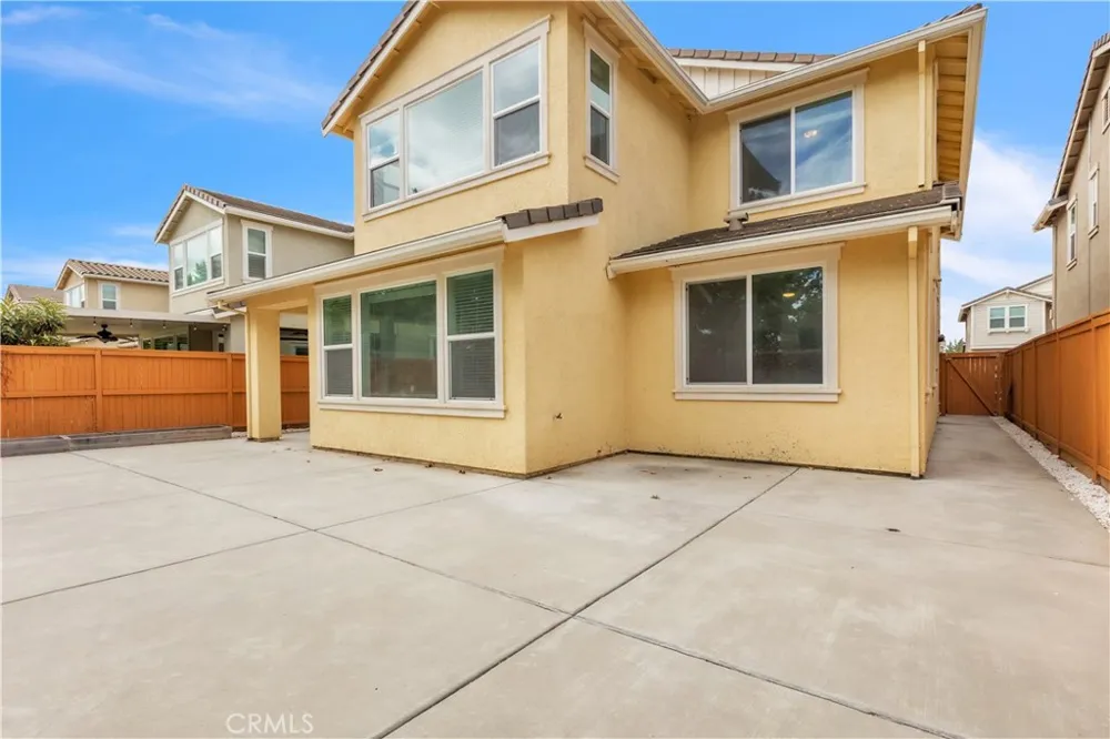9749 Philta Way Elk Grove, CA 95757