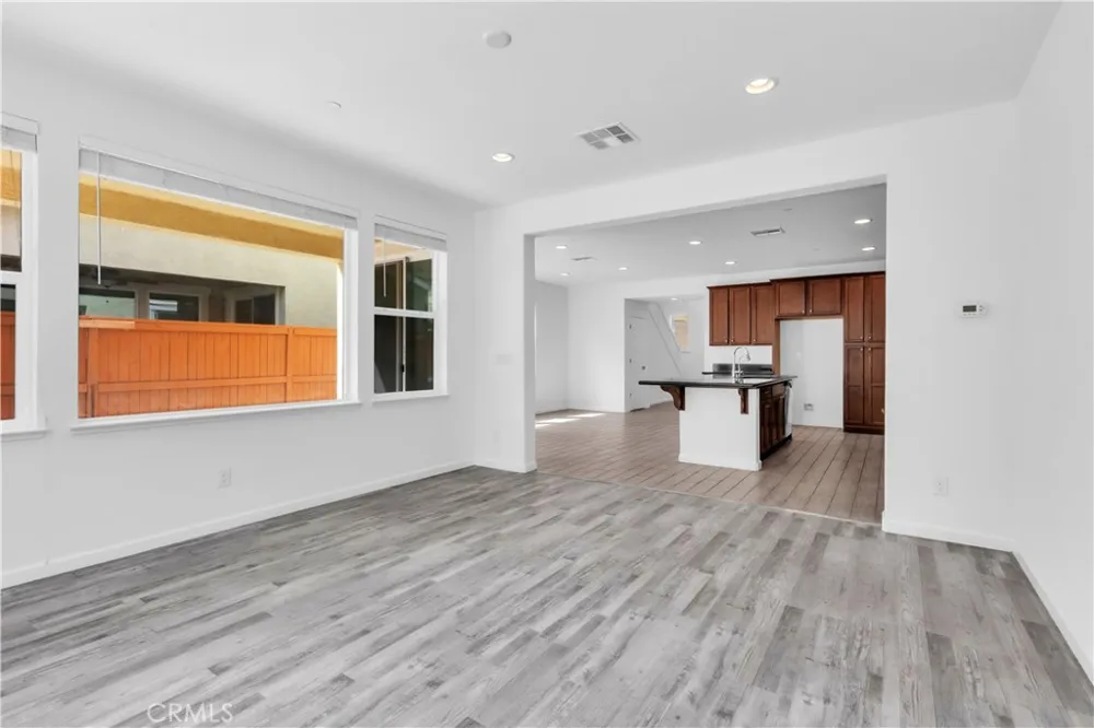 9749 Philta Way Elk Grove, CA 95757