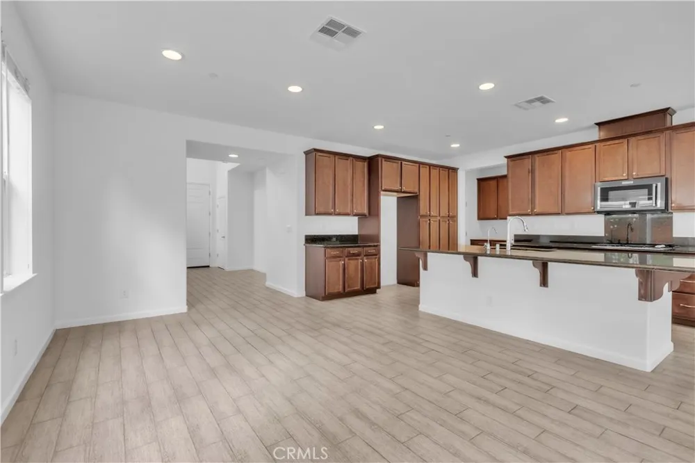 9749 Philta Way Elk Grove, CA 95757