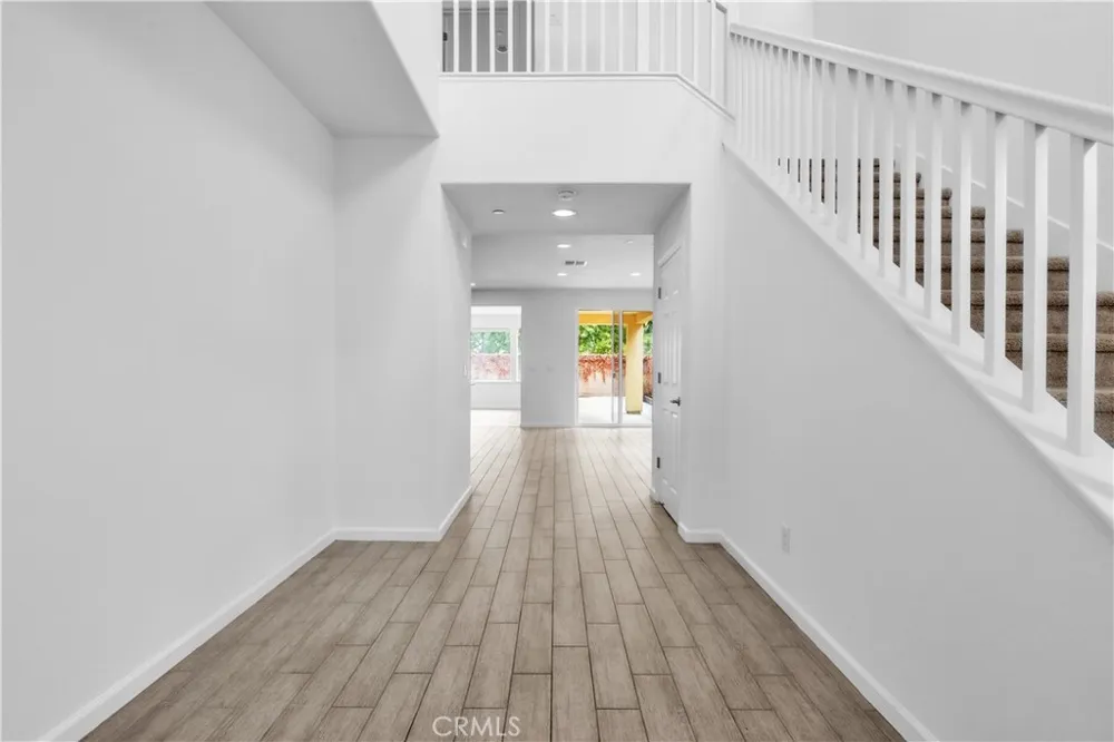 9749 Philta Way Elk Grove, CA 95757
