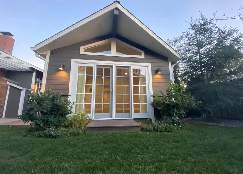 349 Norumbega Dr. Monrovia, CA 91016