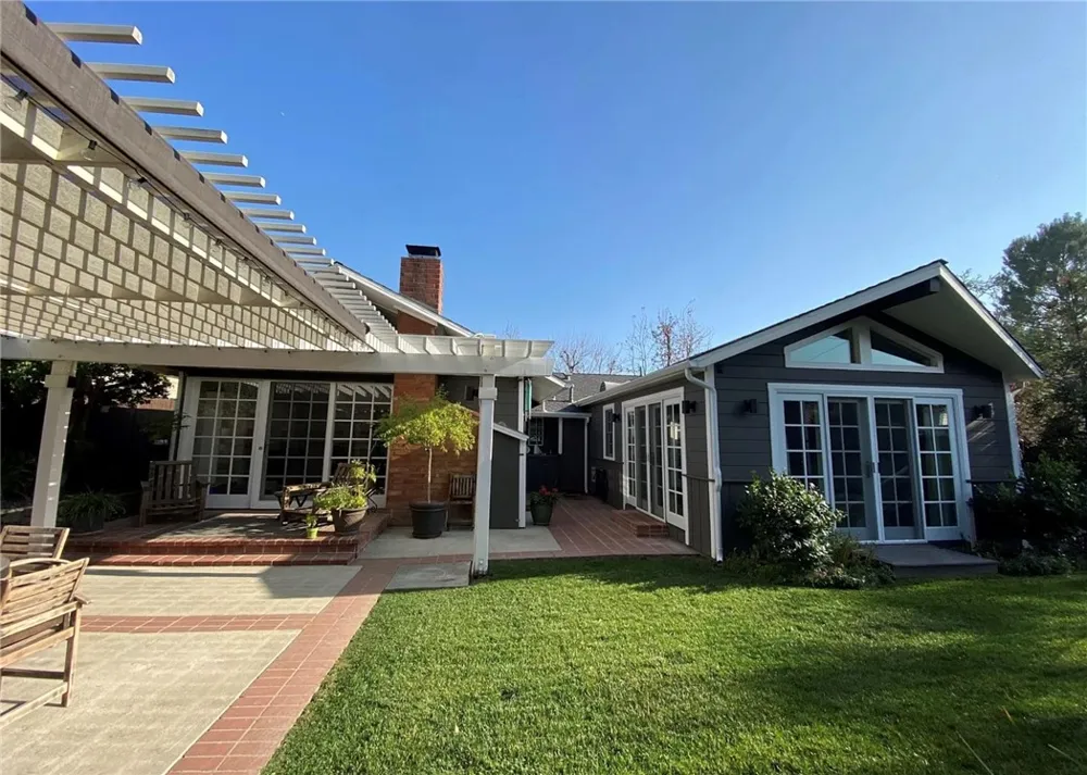349 Norumbega Dr. Monrovia, CA 91016