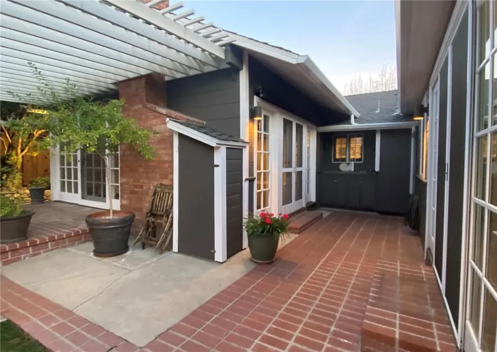 349 Norumbega Dr. Monrovia, CA 91016