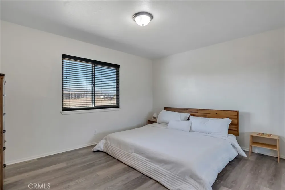 21011 Valencia Apple Valley, CA 92308