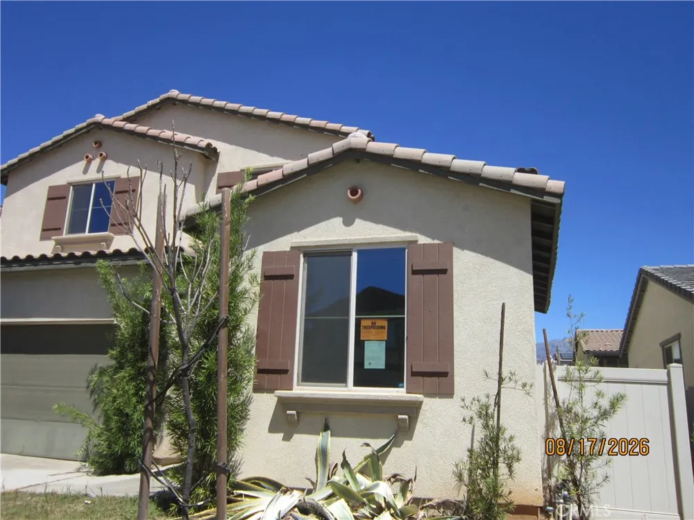6101 Mariposa Banning, CA 92220
