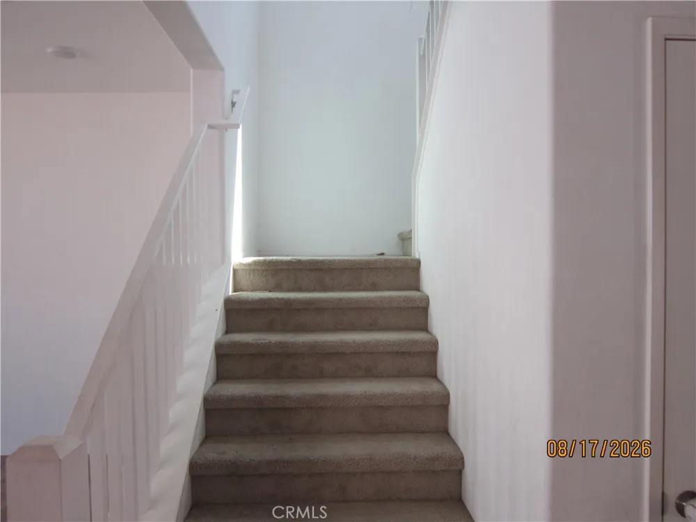 6101 Mariposa Banning, CA 92220