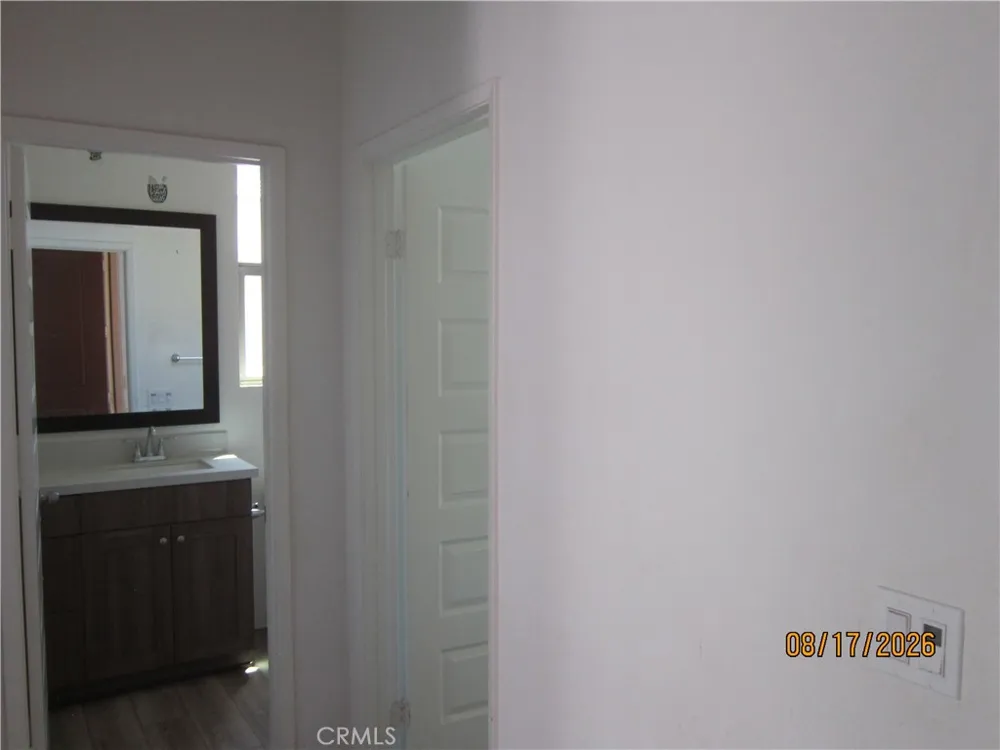 6101 Mariposa Banning, CA 92220