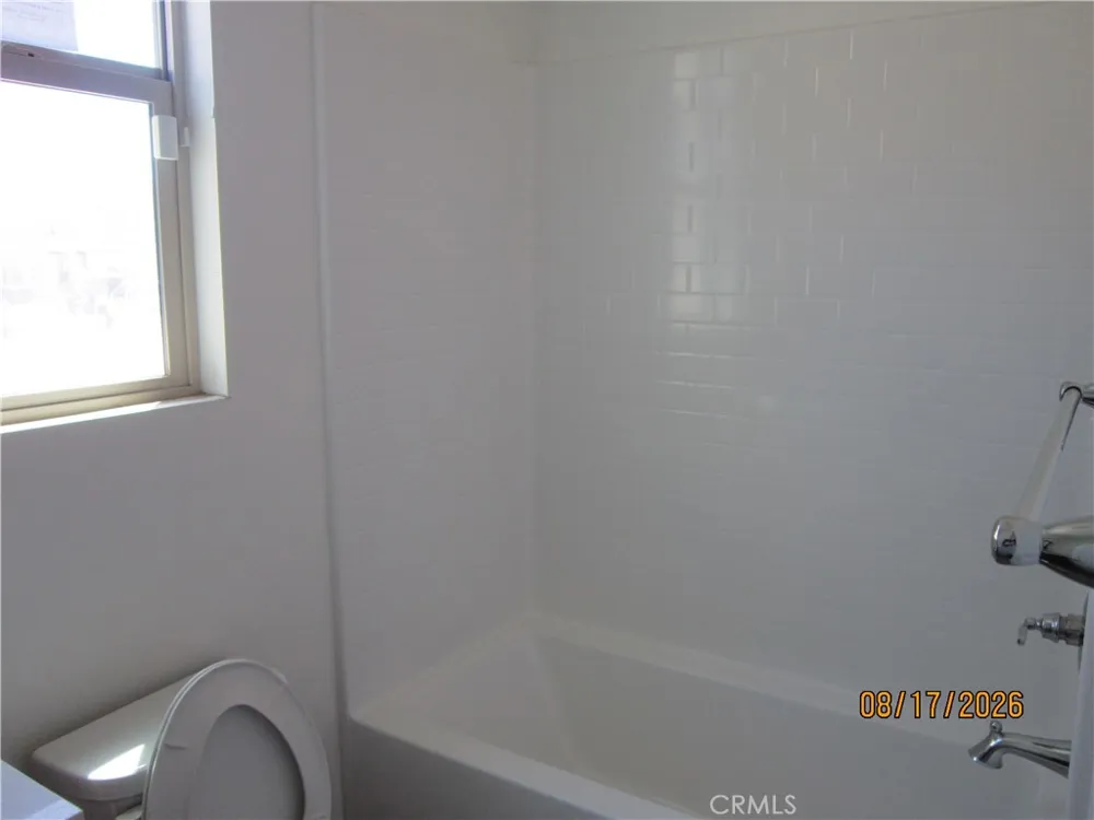 6101 Mariposa Banning, CA 92220