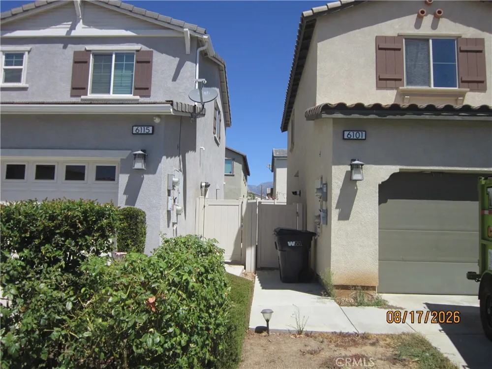 6101 Mariposa Banning, CA 92220