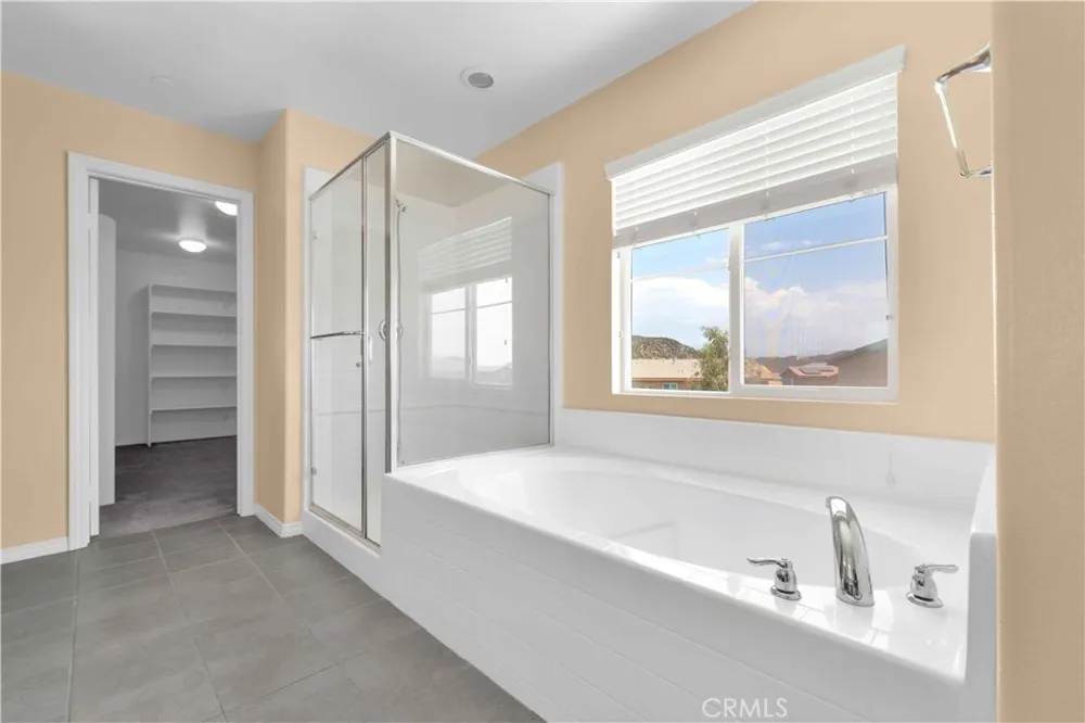 4043 Bristlecone Pine Lane San Bernardino, CA 92407