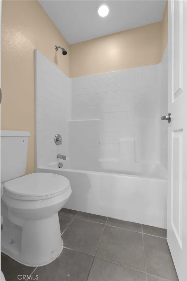 4043 Bristlecone Pine Lane San Bernardino, CA 92407