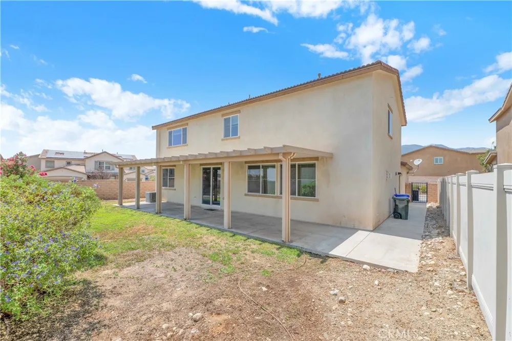 4043 Bristlecone Pine Lane San Bernardino, CA 92407