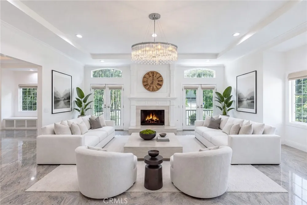 648 Pomello Drive Claremont, CA 91711