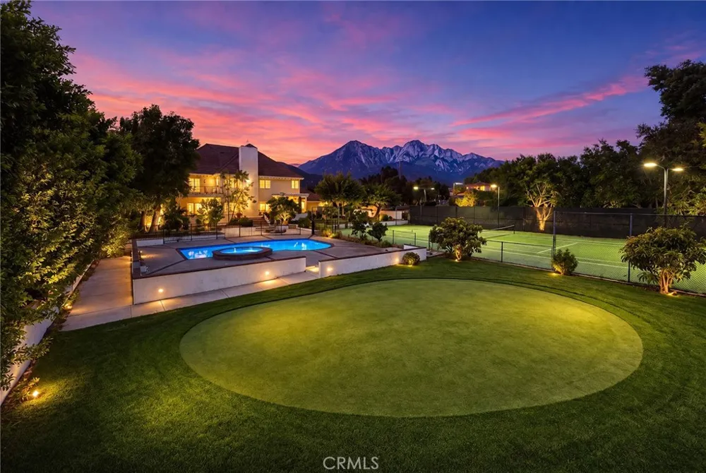 648 Pomello Drive Claremont, CA 91711