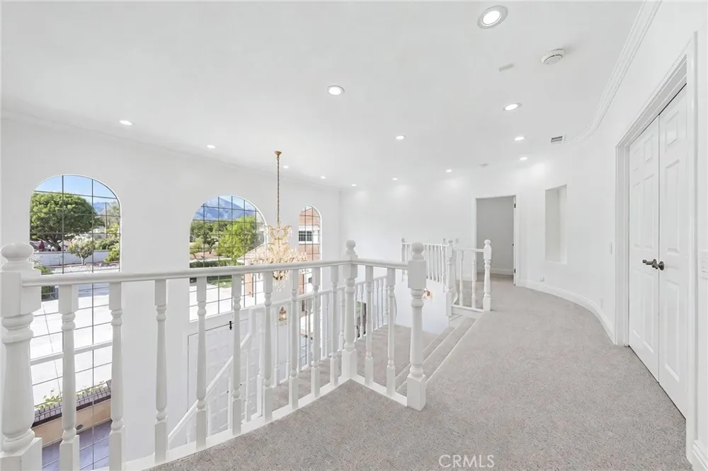 648 Pomello Drive Claremont, CA 91711