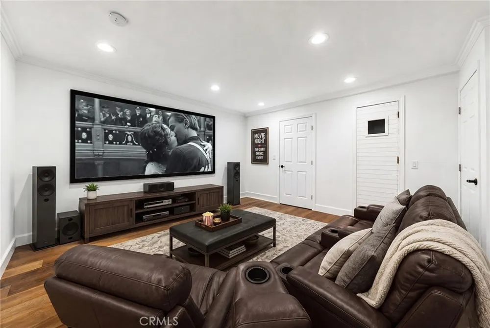 648 Pomello Drive Claremont, CA 91711