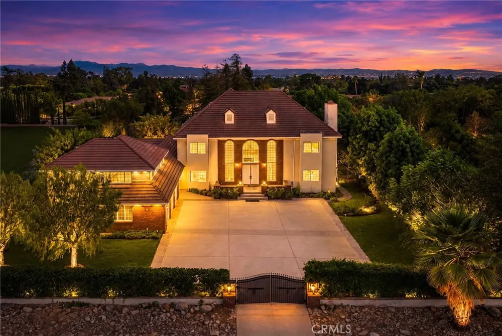 648 Pomello Drive Claremont, CA 91711