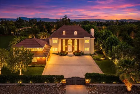 648 Pomello Drive