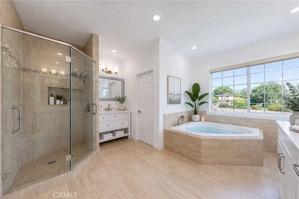 648 Pomello Drive Claremont, CA 91711
