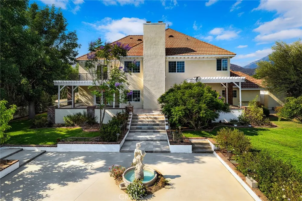 648 Pomello Drive Claremont, CA 91711