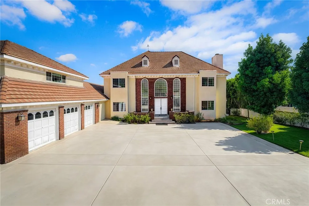 648 Pomello Drive Claremont, CA 91711