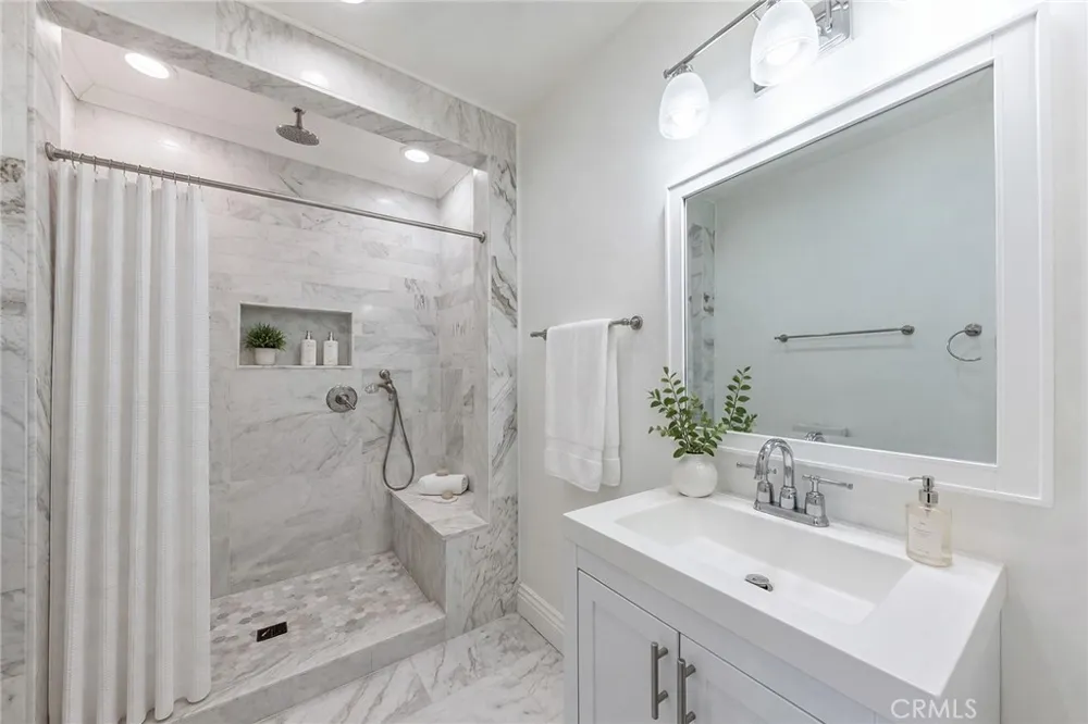 648 Pomello Drive Claremont, CA 91711