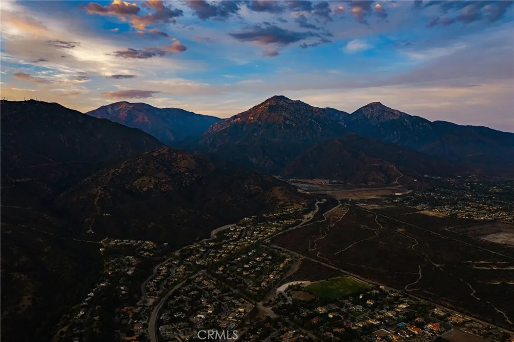 648 Pomello Drive Claremont, CA 91711