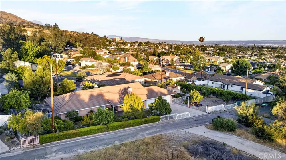 3797 Jeffers San Bernardino, CA 92404