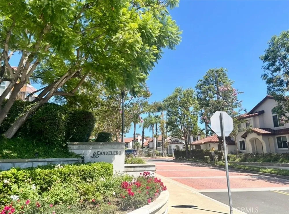 14 Via Entrada Rancho Santa Margarita, CA 92688