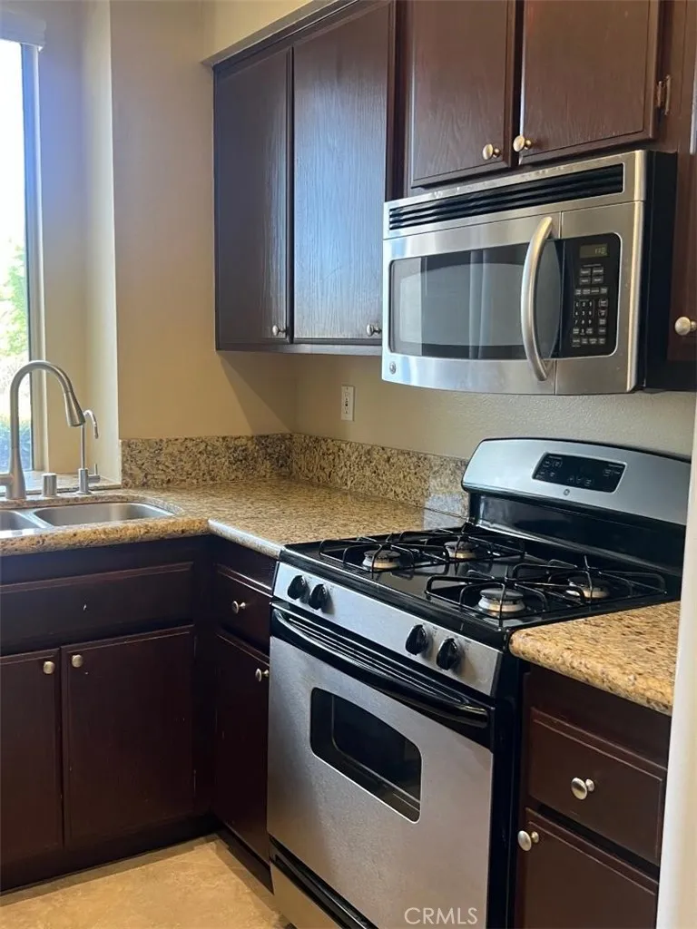 14 Via Entrada Rancho Santa Margarita, CA 92688