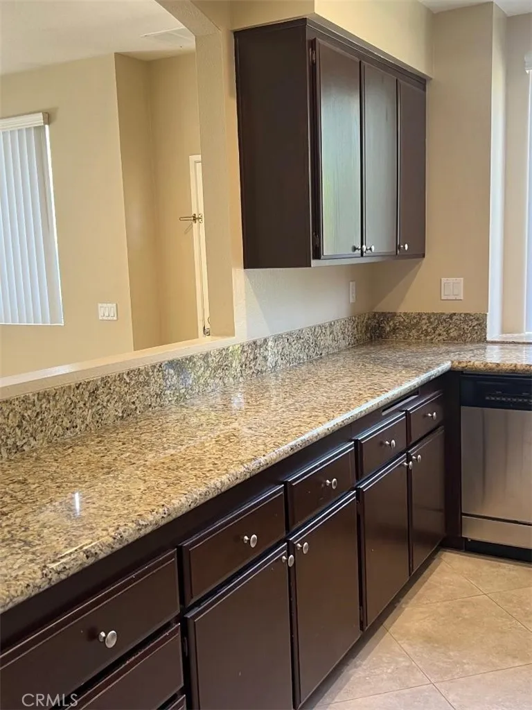 14 Via Entrada Rancho Santa Margarita, CA 92688