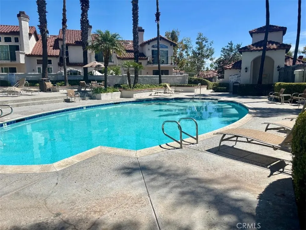 14 Via Entrada Rancho Santa Margarita, CA 92688