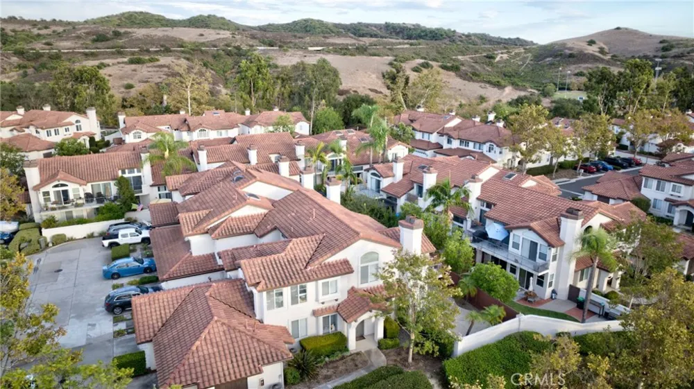 14 Via Entrada Rancho Santa Margarita, CA 92688