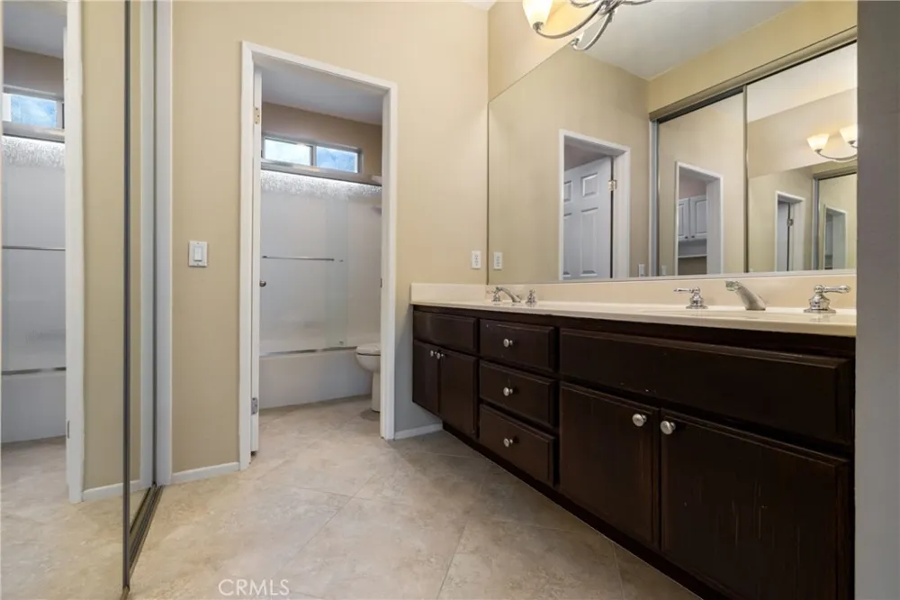 14 Via Entrada Rancho Santa Margarita, CA 92688