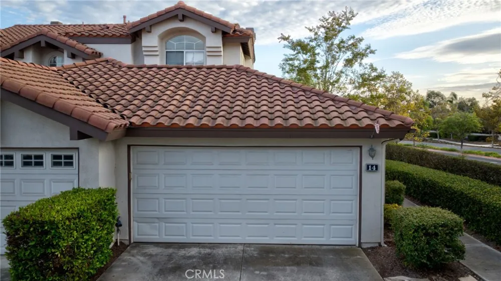 14 Via Entrada Rancho Santa Margarita, CA 92688