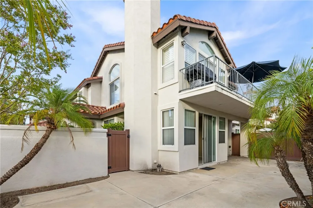 14 Via Entrada Rancho Santa Margarita, CA 92688