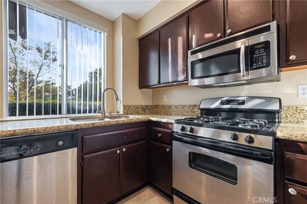 14 Via Entrada Rancho Santa Margarita, CA 92688