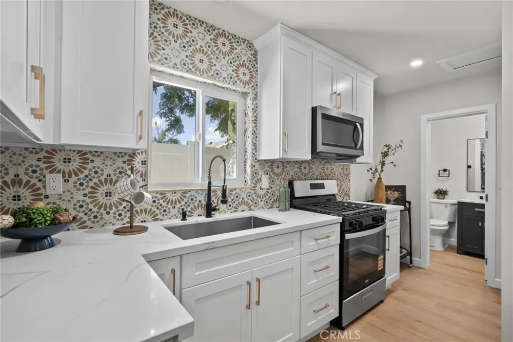 2225 Santa Anita South El Monte, CA 91733