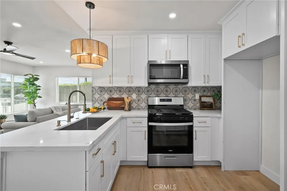2225 Santa Anita South El Monte, CA 91733