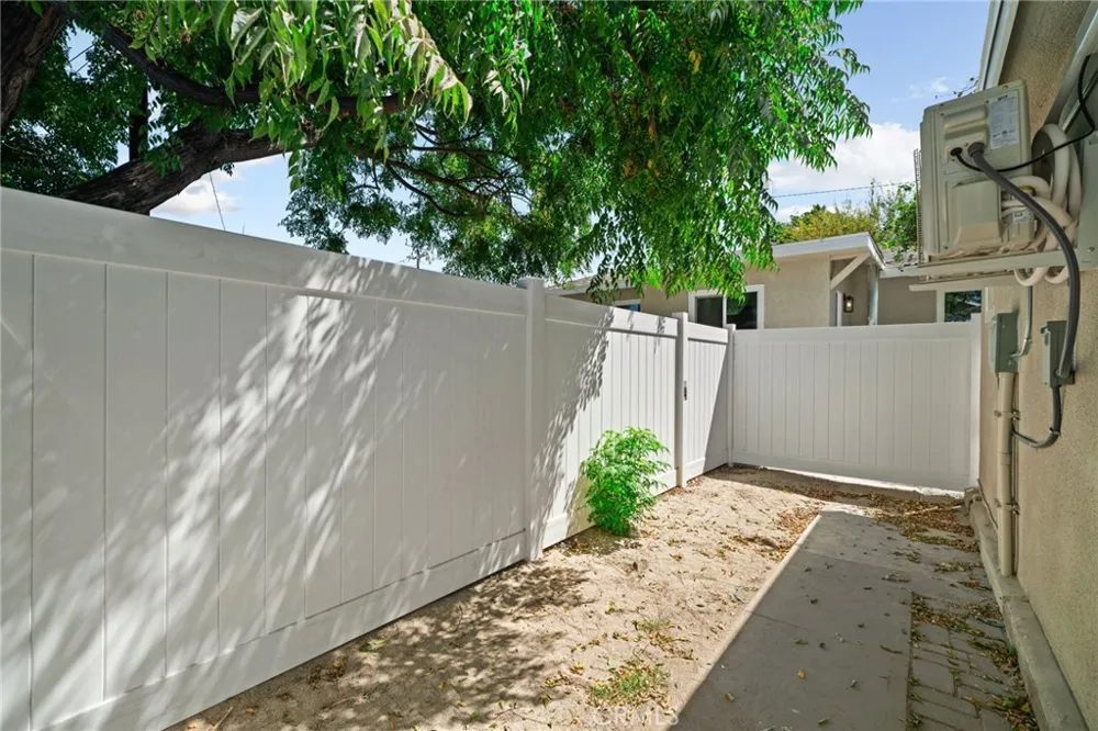 2225 Santa Anita South El Monte, CA 91733