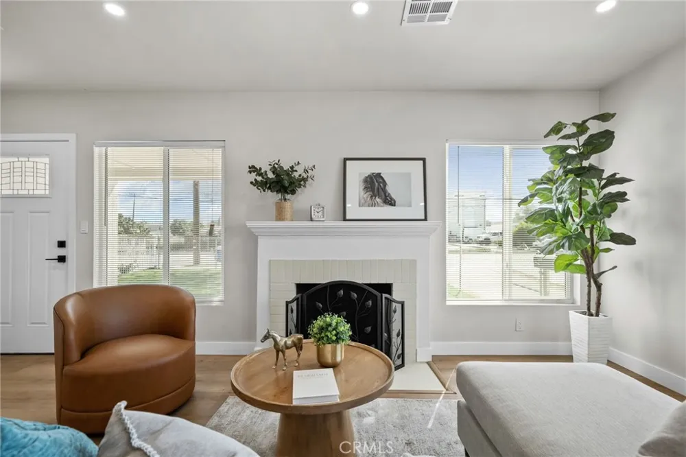 2225 Santa Anita South El Monte, CA 91733